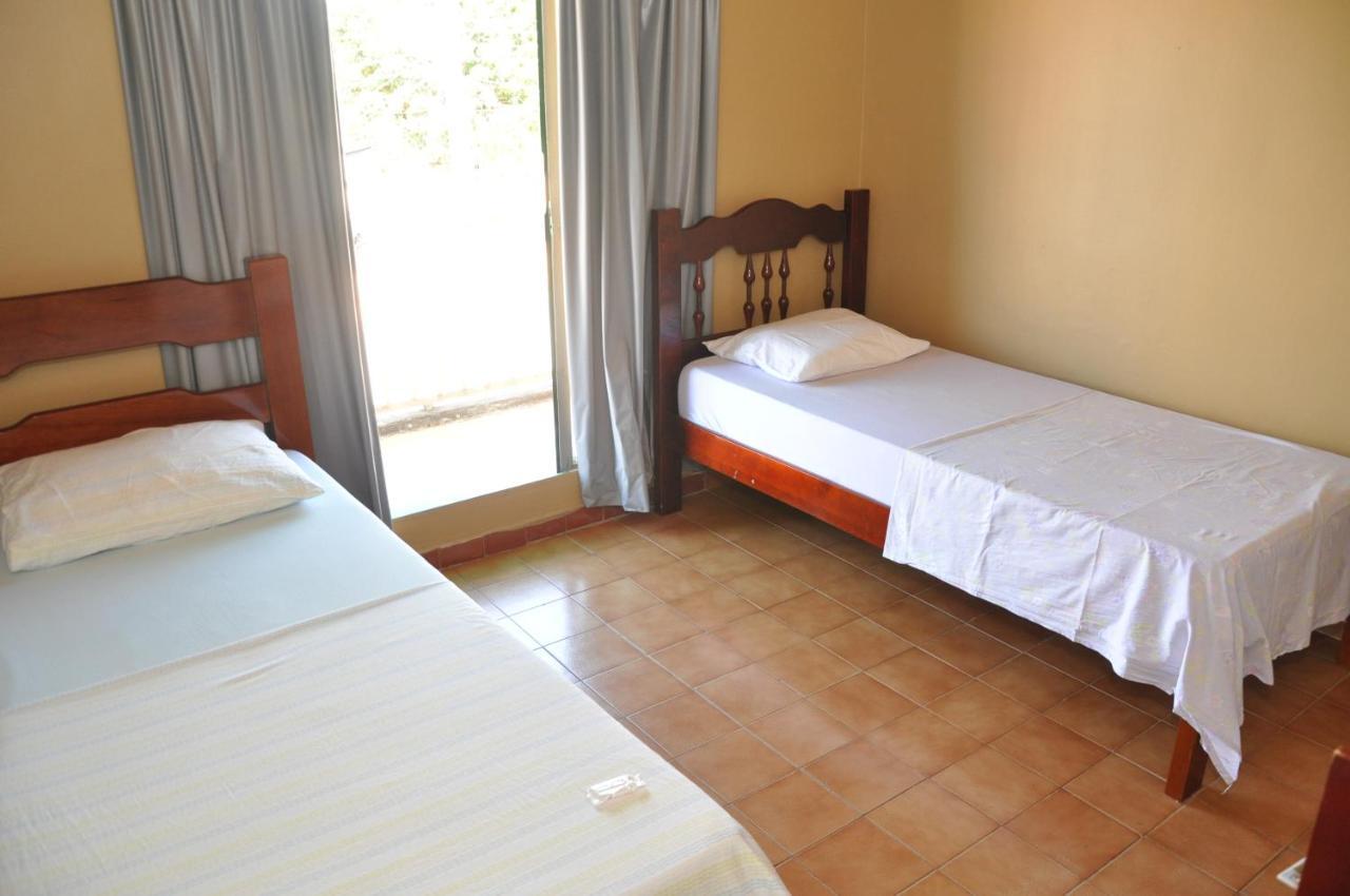Villas Hotel - Hotel Economico Alta Floresta Eksteriør billede